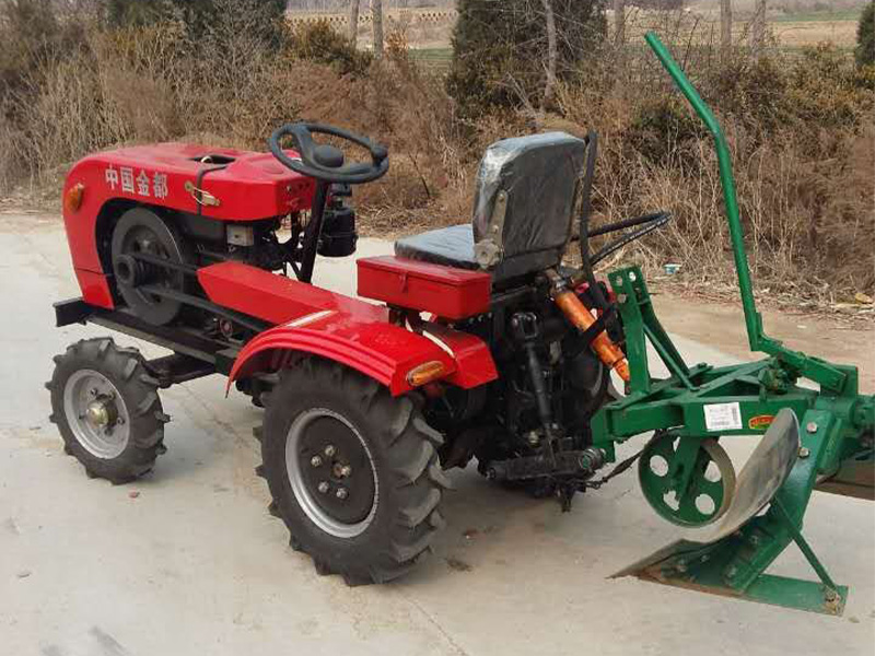 拖拉機牽引機倒車有什么技巧嗎？